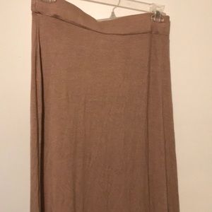 Double Take tan skirt